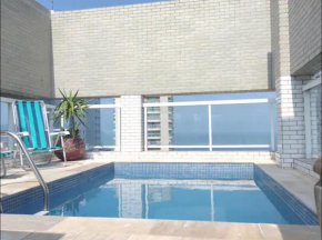Cobertura com piscina, vista 360